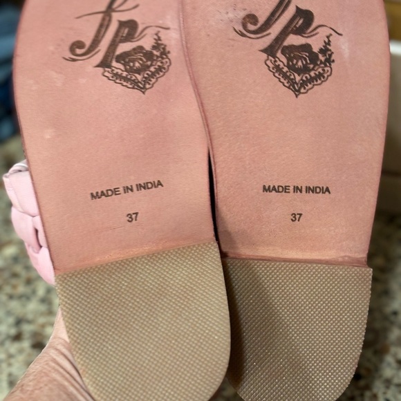FREE PEOPLE Sandals River Pink Woven Leather Flats Sz 37 - Picture 7 of 12